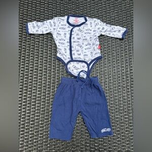 Magnet me 2 piece set
